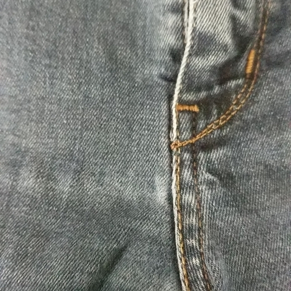 Levi's Mid Rise Slim Straight Leg Demi Curve Medium Wash Jeans - size 28 - Picture 5 of 10